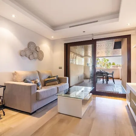 Oceanfront Luxury Living Estepona
