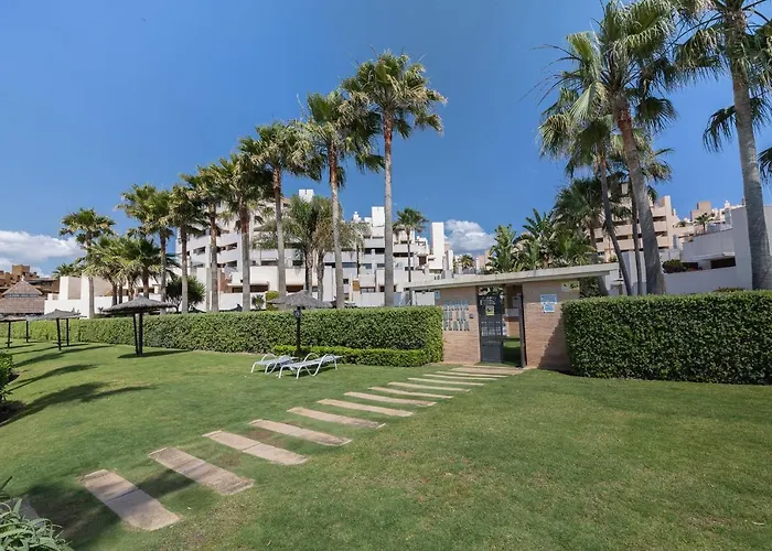 Oceanfront Luxury Living 公寓 埃斯特波纳