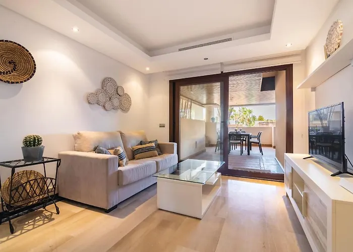 Oceanfront Luxury Living Estepona