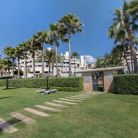 Oceanfront Luxury Living Apartment Estepona